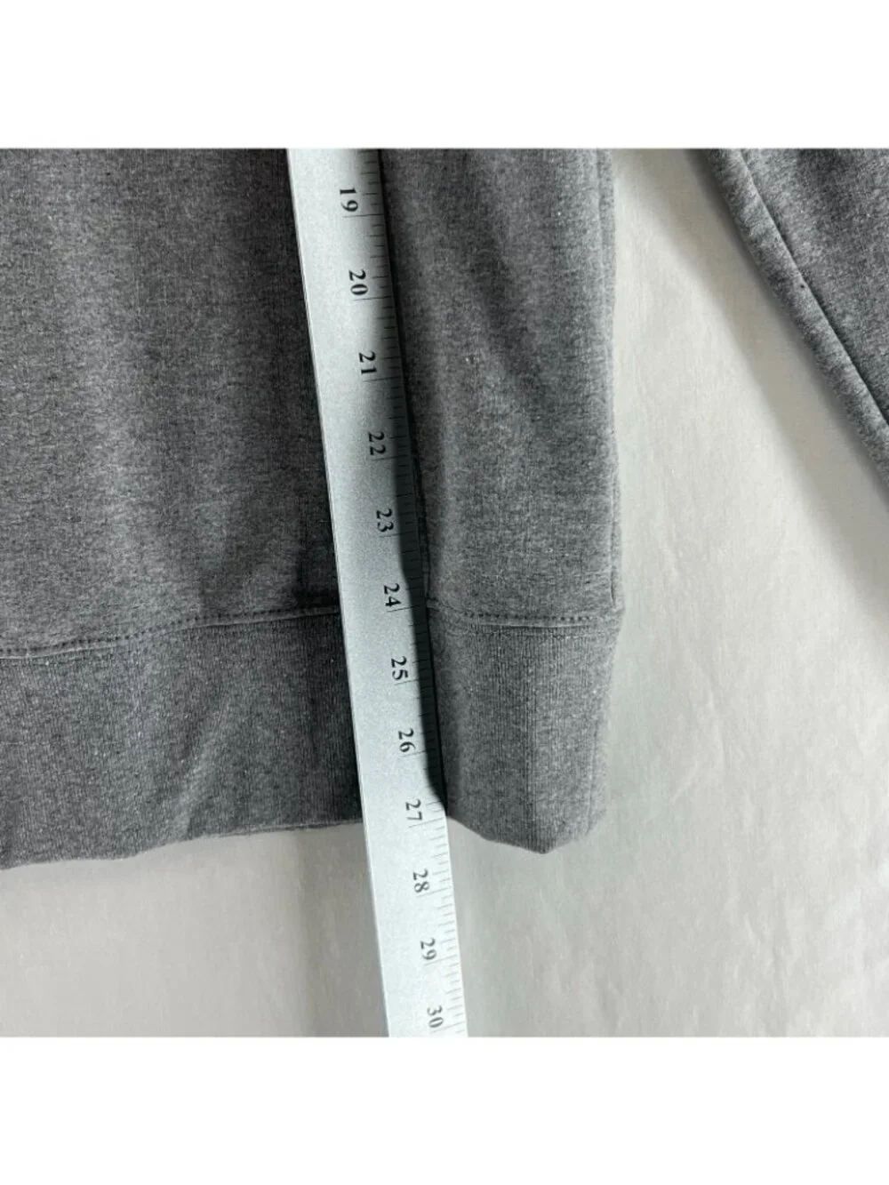 The North Face Heritage Patch Sweatshirt Mens XS Fleece Crew Neck Pullover Gray